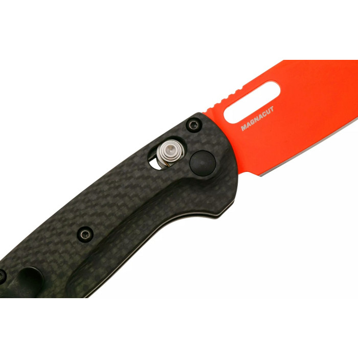 Нож складной Benchmade Mini Taggedout, Carbon Fiber (15533OR-01)