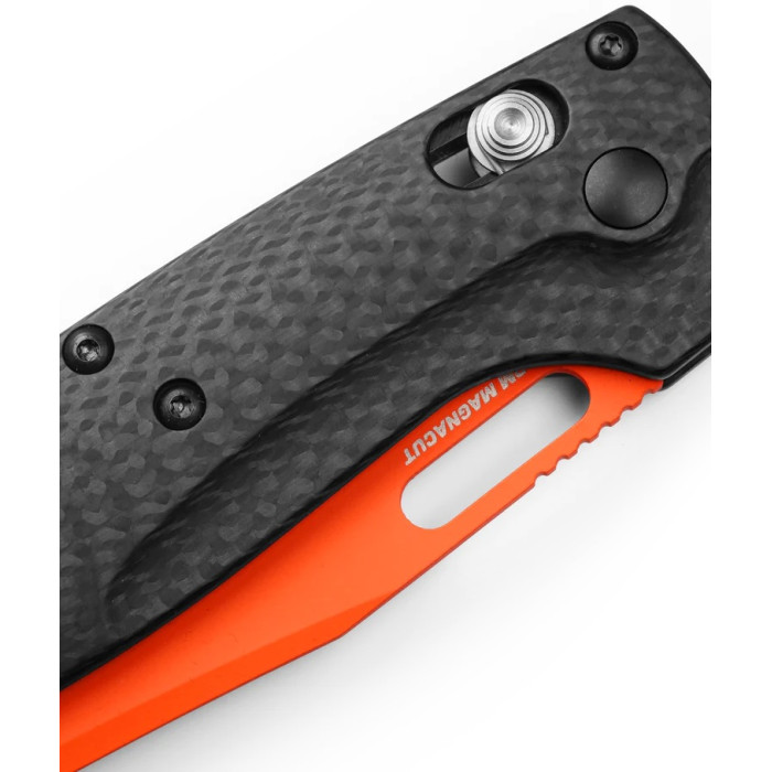 Нож складной Benchmade Taggedout, Carbon Fiber (15535OR-01)
