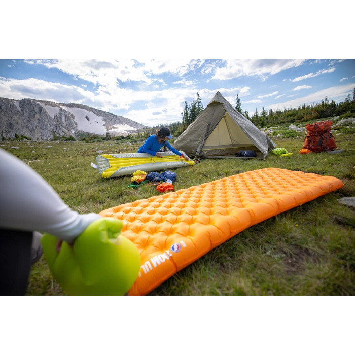 Надувний килимок Big Agnes Zoom UL Insulated, Regular, amber glow (021.0335)