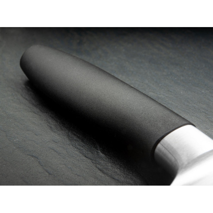 Кухонный нож-сантоку с воздушными карманами Boker Core Professional Santoku with Hollow Edge (130835)