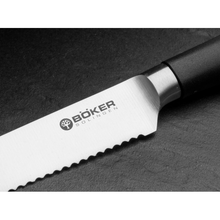 Серрейторний кухонний ніж для овочів Boker Core Professional Tomato Knife (130845)