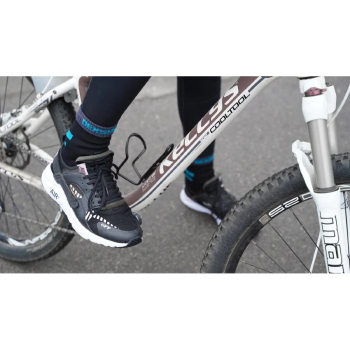 Носки водонепроницаемые DexShell Ultra Dri Sports Socks, с голубой полосой (DS625W-AB)