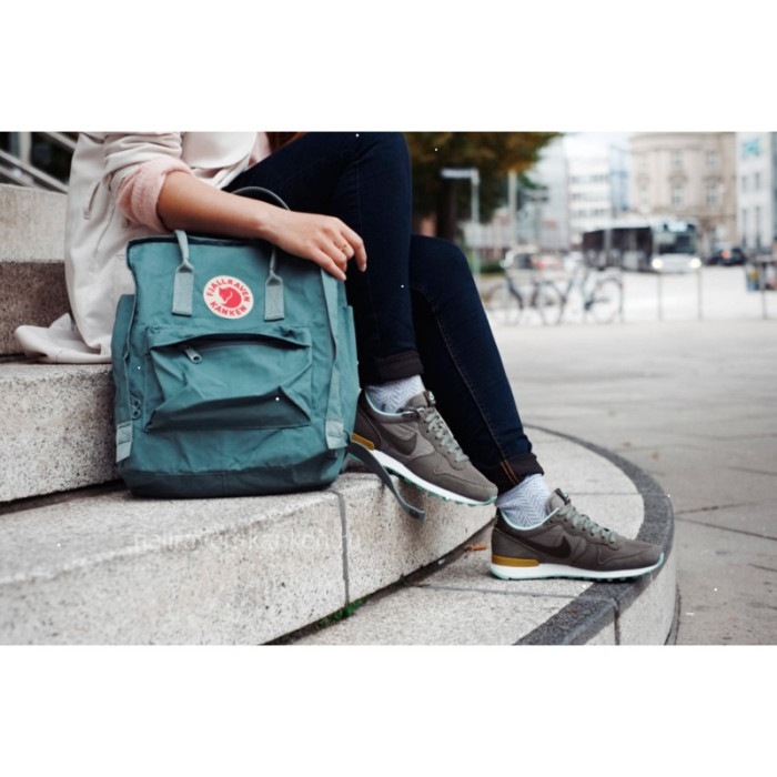 Рюкзак Fjallraven Kanken Frost Green (23510.664)