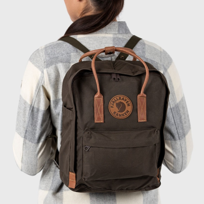 Рюкзак Fjallraven Kanken No.2 Dark Olive (23565.633)