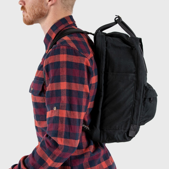 Рюкзак Fjallraven Kanken No.2 Laptop 15" Black Black (23568.550)