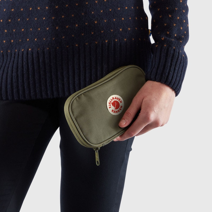 Гаманець Fjallraven Kanken Travel Wallet Green (23781.620)