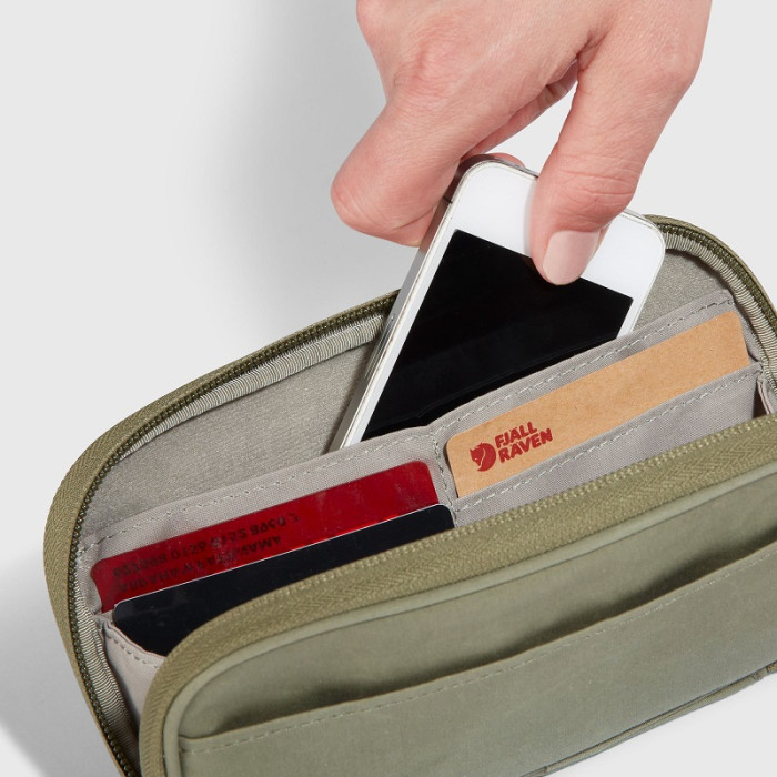 Гаманець Fjallraven Kanken Travel Wallet Green (23781.620)