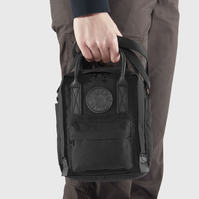 Сумка Fjallraven Kanken No.2 Black Sling Black (23799.550)