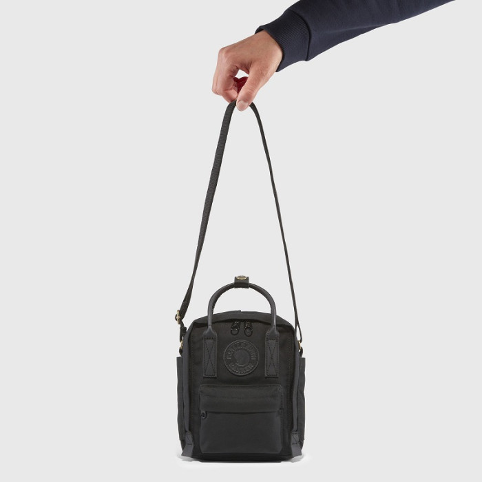 Сумка Fjallraven Kanken No.2 Black Sling Black (23799.550)