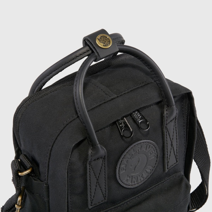 Сумка Fjallraven Kanken No.2 Black Sling Black (23799.550)