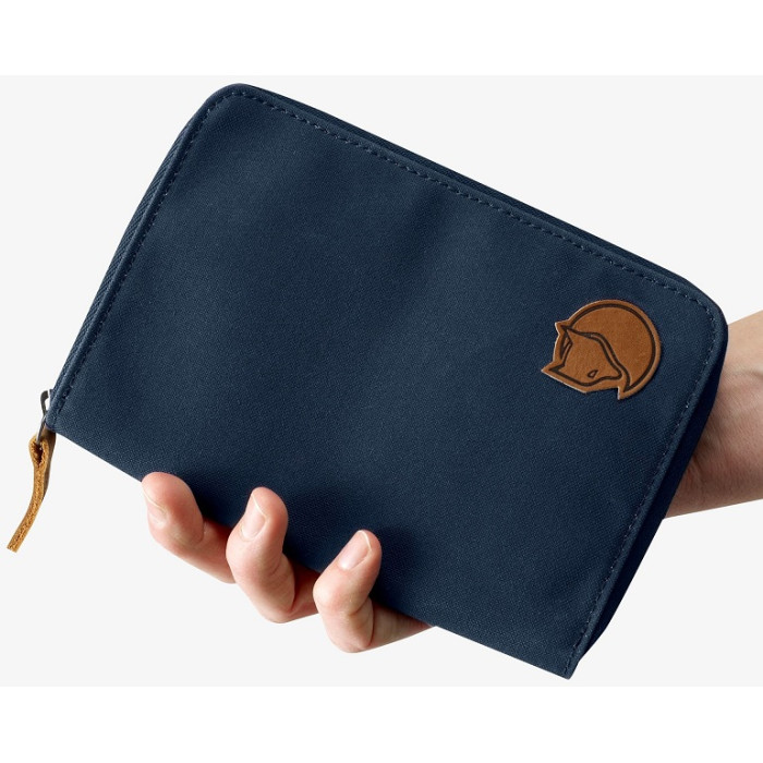 Гаманець Fjallraven Passport Wallet Chestnut (24220.230)