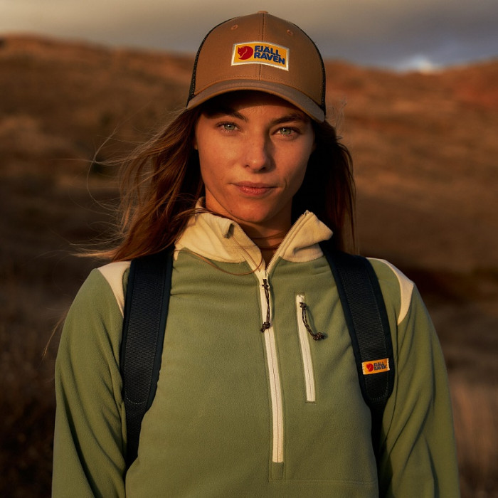 Бейсболка Fjallraven Vardag Langtradarkeps Buckwheat Brown (78139.232)