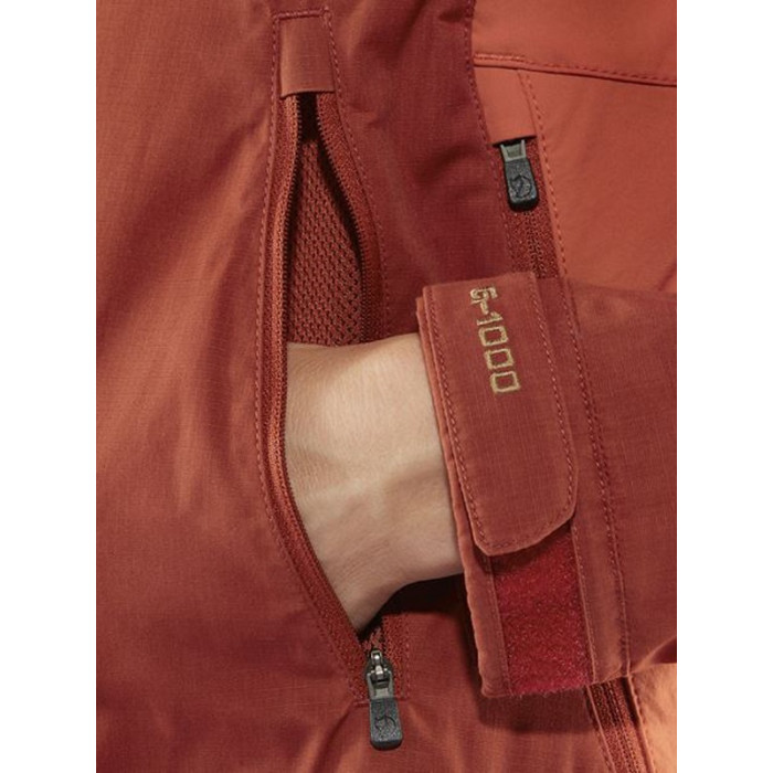 Куртка женская Fjallraven Abisko Lite Trekking Jacket Cabin Red/Rowan Red (86131.321-333)