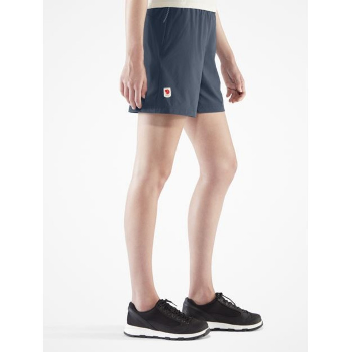 Шорты женские Fjallraven High Coast Relaxed Shorts Rowan Red (87034.333)