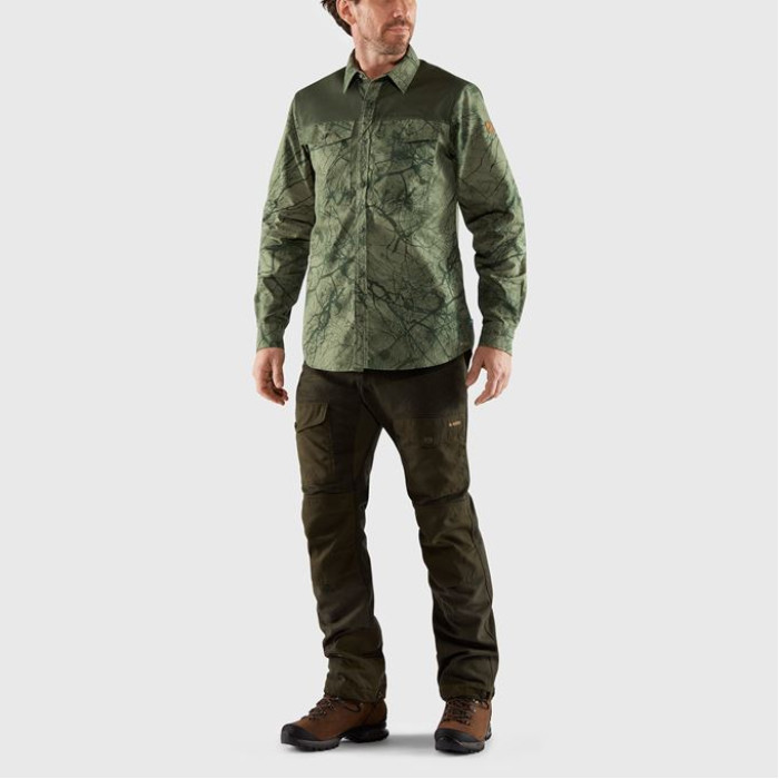 Рубашка мужская Fjallraven Varmland G-1000 Shirt Green Camo/Deep Forest (87326.626-662)