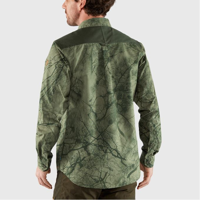 Рубашка мужская Fjallraven Varmland G-1000 Shirt Green Camo/Deep Forest (87326.626-662)