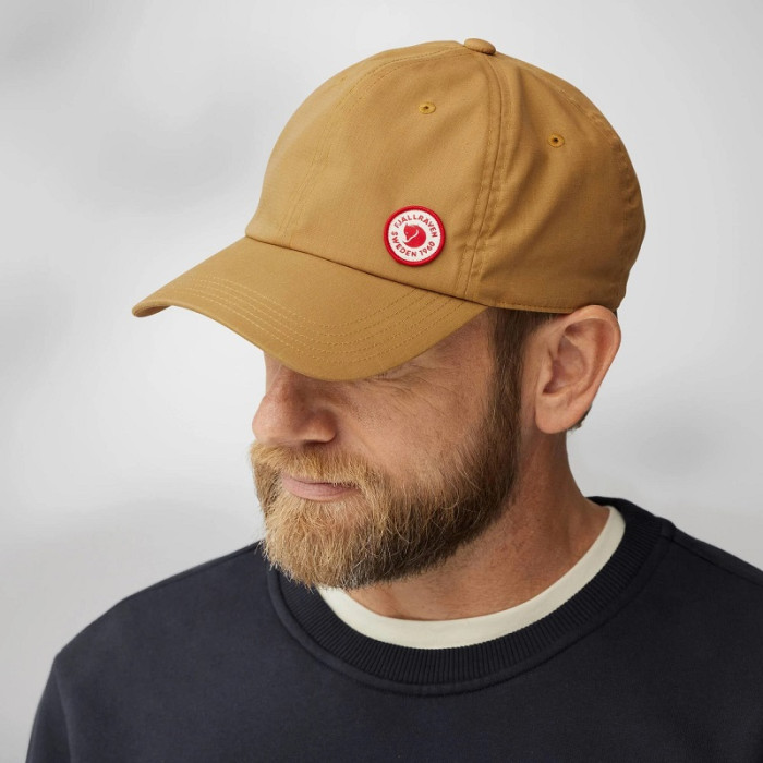 Бейсболка Fjallraven Logo Cap, Buckwheat Brown (13100181.232)