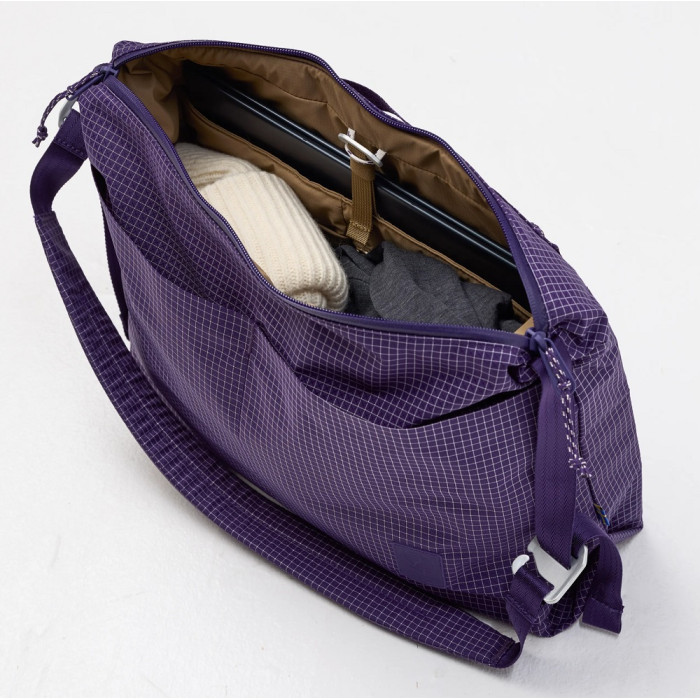 Сумка Fjallraven High Coast Pro Shoulder Bag Dark Violet (23200394.425)
