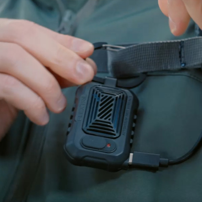 Портативный кемпинговый фумигатор Flextail Light Repel, чёрный (LR-BK-i)