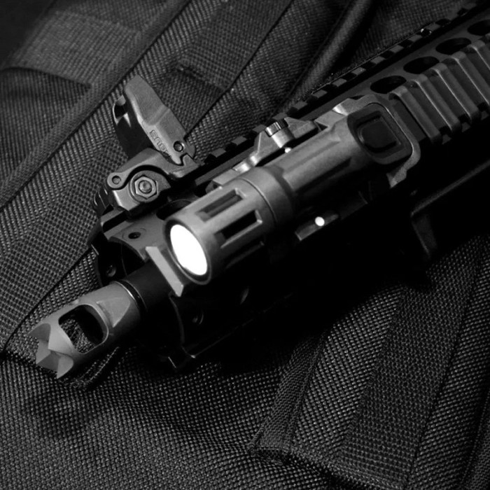 Ліхтарик для шолому Inforce WML, Black Body, White LED Gen2 (HML-05-1)