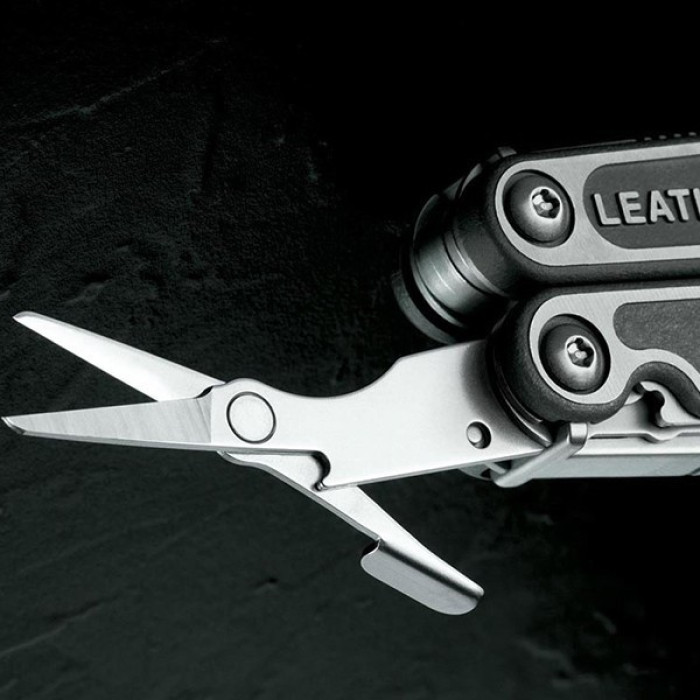 Мультитул Leatherman Charge TTI Plus (832528)