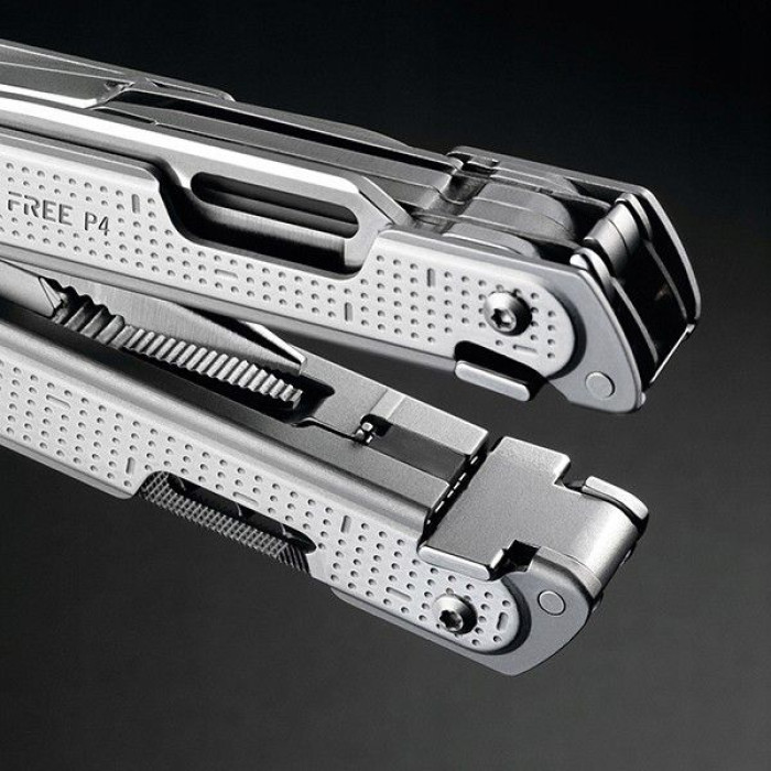 Мультитул Leatherman Free P4 (832642)