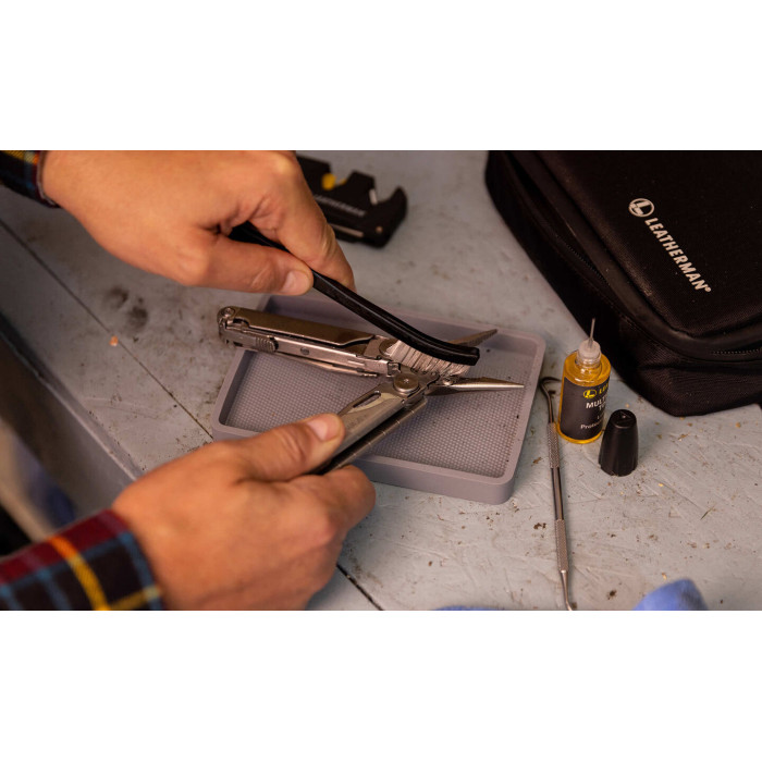 Комплект для обслуговування та зберігання інструментів Leatherman Tool Maintenance Kit (833031)