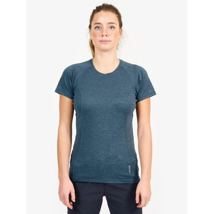 Футболка жіноча Montane Female Dart T-Shirt Saskatoon Berry (FDRTSSAS)