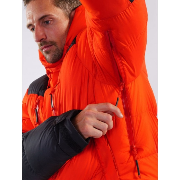Куртка Montane Apex 8000 Down Jacket Firefly Orange (UAPXJFIR)