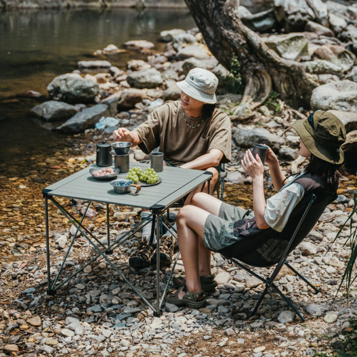 Стол складной Naturehike CNK2450JJ013, M, aluminium, Grey (6976507663267)