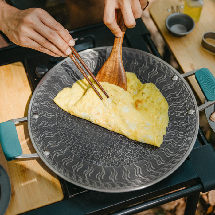 Сковорода з нержавіючої сталі з силіконовими ручками Naturehike CNK2550CF011, 34 х 34 см (6977465868534)