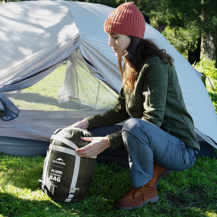 Спальник с капюшоном Naturehike CNK2300SD014 MJ600 Сечь, зеленый (6979850308526)