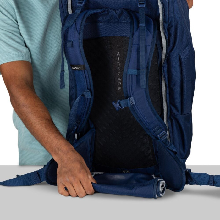Рюкзак Osprey Farpoint 70 black (009.4372)
