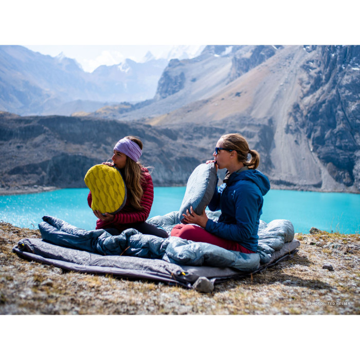 Надувна подушка Therm-A-Rest Air Head Pillow Regular Blue Woven (14235)