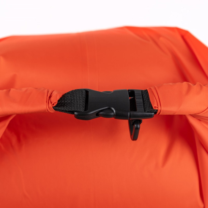Гермомешок Tramp Nylon PVC 70L red (TRA-104-red)