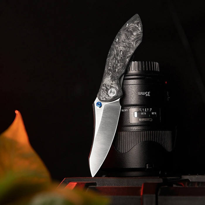 Нож складной Trivisa Rhino-W, черный, M390, карбон (JM08-W-M)