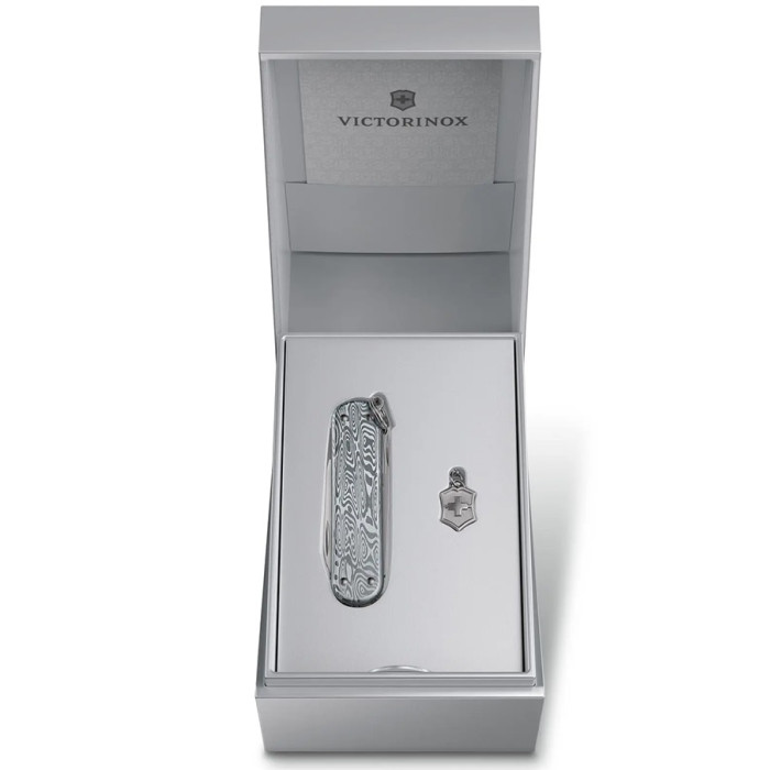 Ніж швейцарський Victorinox Classic SD Brilliant Damast (0.6221.34)
