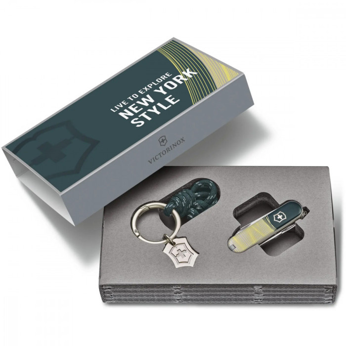 Ніж швейцарський Victorinox Classic SD New York Style (0.6223.E223)