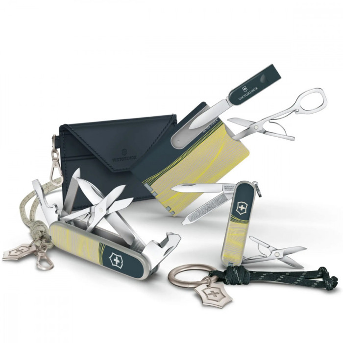 Ніж швейцарський Victorinox Classic SD New York Style (0.6223.E223)