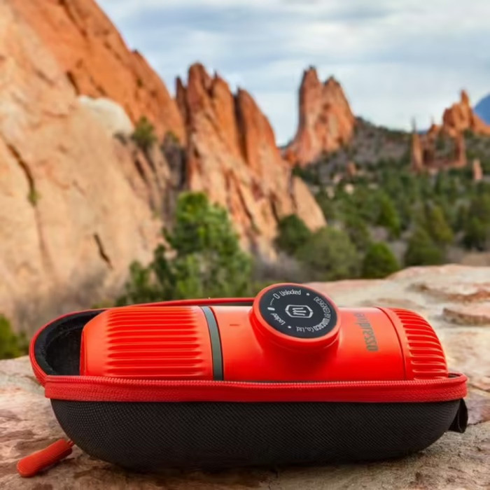 Портативная эспрессо-кофеварка Wacaco Nanopresso, Red (WNANORED)