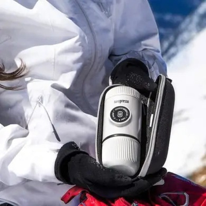 Портативна еспресо-кавоварка Wacaco Nanopresso, White (WNANOWH)
