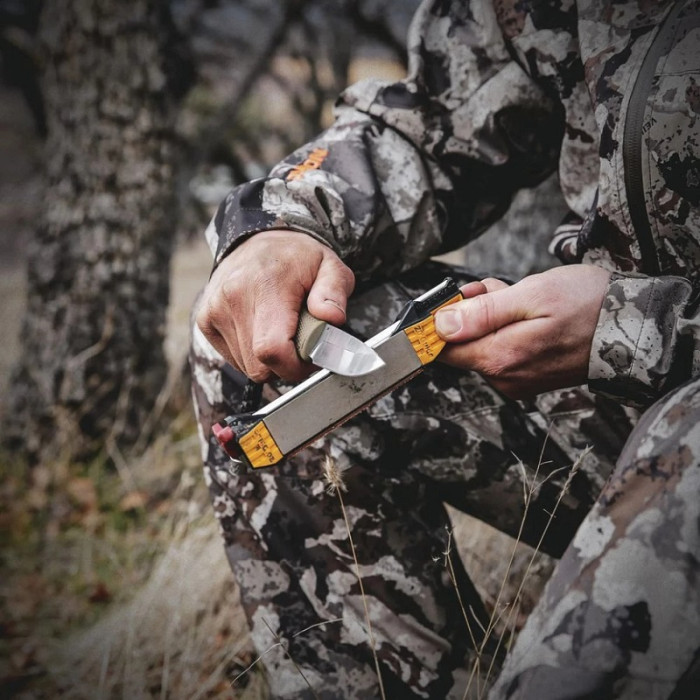 Точилка ручная Work Sharp Guided Field Sharpener 2.2.1 (WSGFS221)